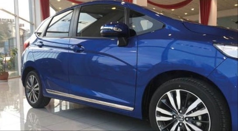 HONDA JAZZ 2015-2021 IÇIN UYUMLU KAPI ÇITASI NIKELAJ